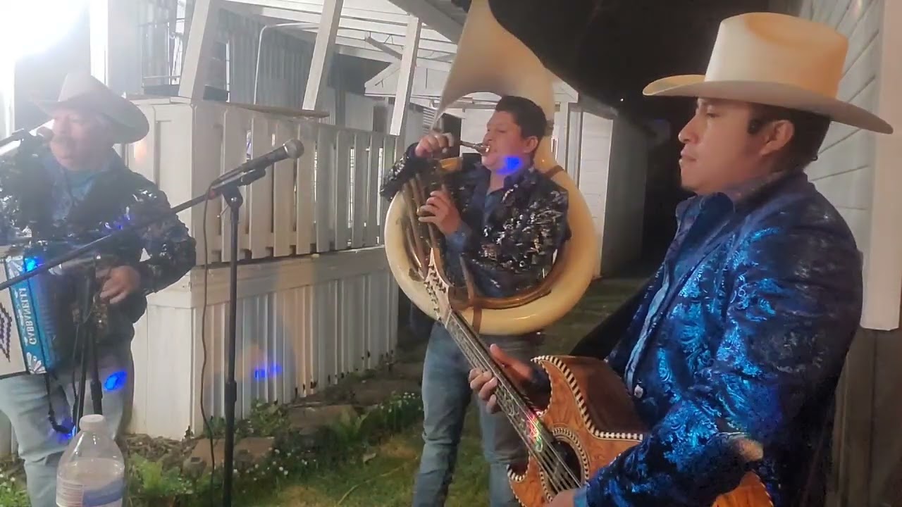 BUQUE DE VAPOR EL CHAVALON Y SU NORTEÑO VIP 