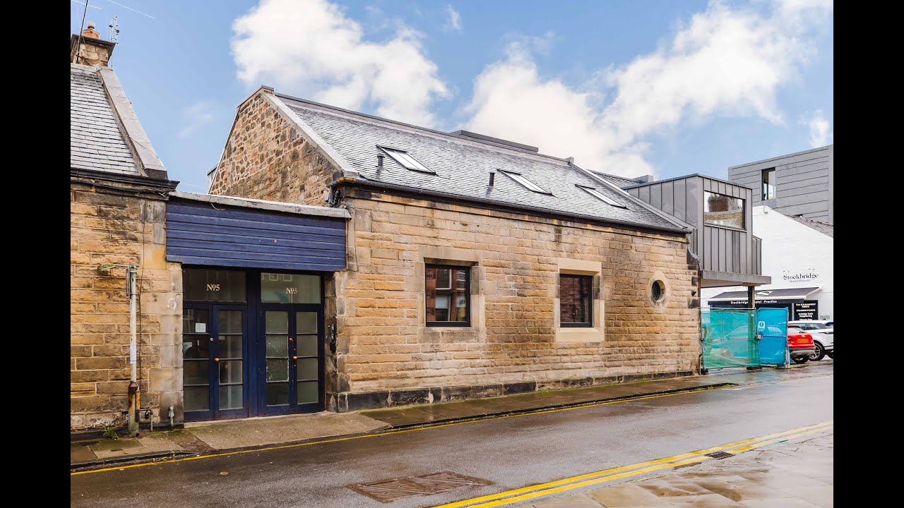 2749L - Dean Bank Lane