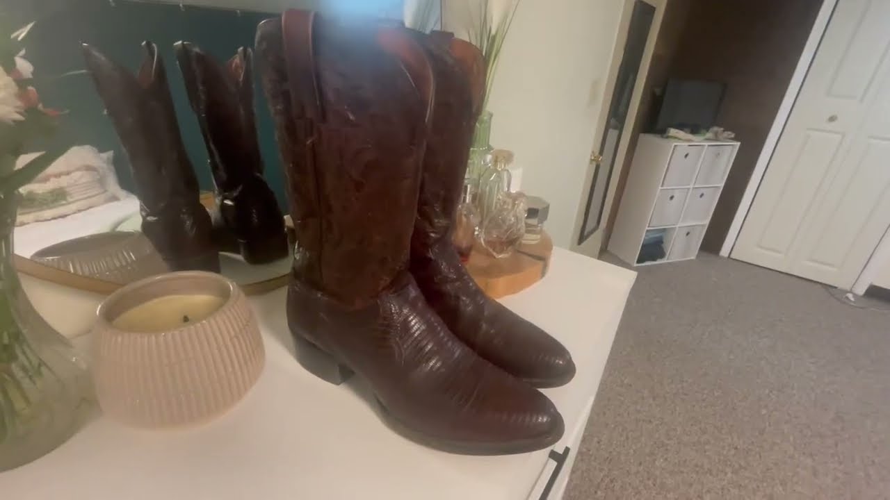 Dan Post Mens Winston Lizard Round Toe Dress Boots, Worth The Hype! Comfy, Stylish Men's Boots of Go