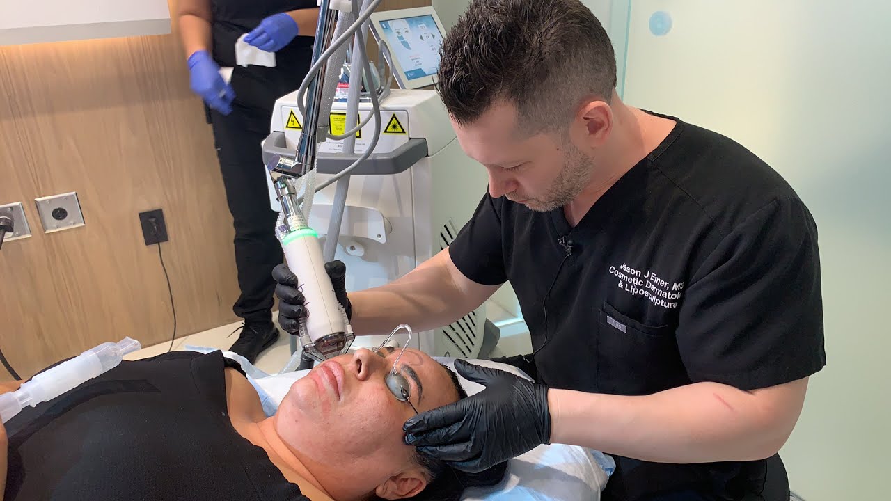 TREATING MELASMA WITH THE BEST DERMATOLOGIST IN LA | HALO LASER SKIN RESURFACING | Dr. Jason Emer