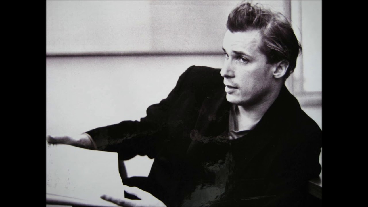 Glenn Gould discusses Competitive Sports