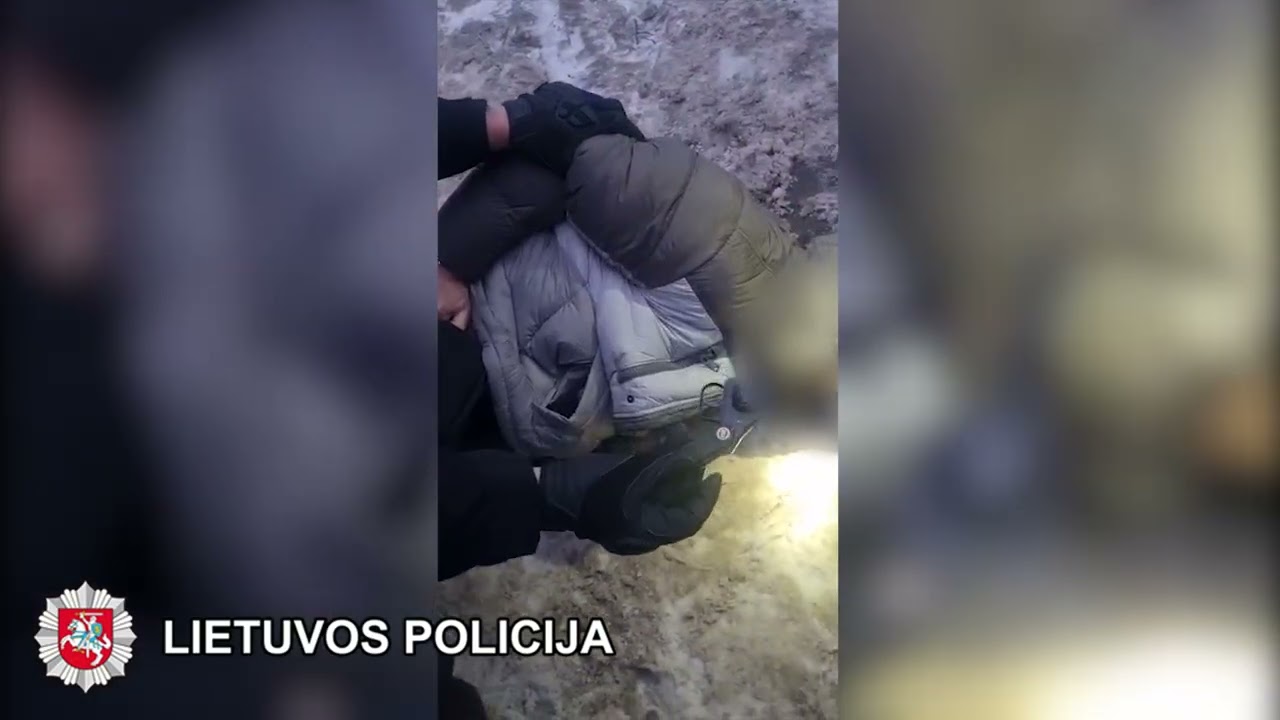 Sulaikyti du vyrai įtariami disponavę labai dideliu psichotropinės medžiagos kiekiu