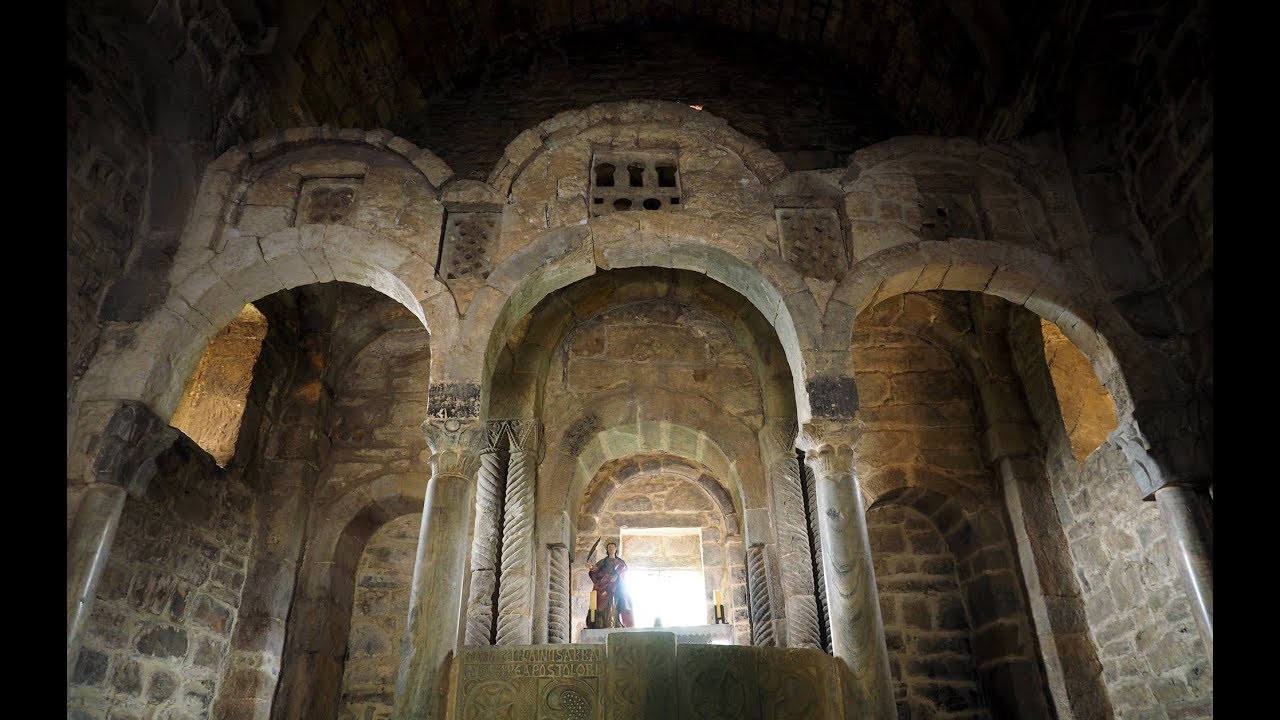 Santa Cristina de Lena · Prerrománico asturiano · El Auriga del Arte
