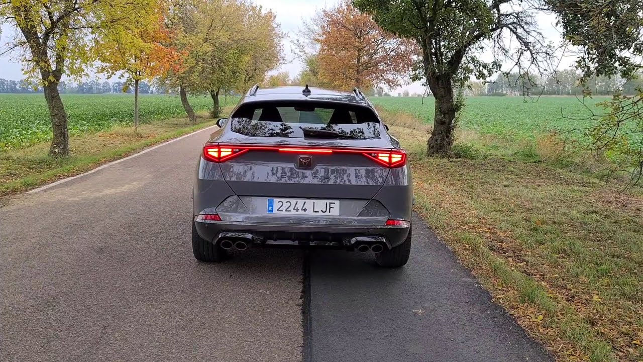 CUPRA Formentor 2.0 TSI 4Drive: engine & exhaust sound