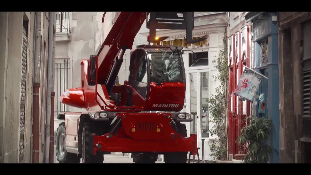 Manitou Showcases Unique Abilities of its MRT 3050 and MRT 2470 Rotating Telehandlers