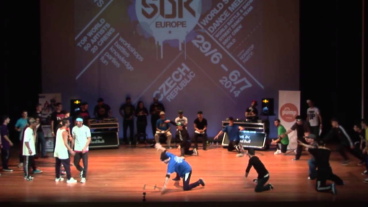 WAVEOMATICS VS DEFINITION 360 SEMI FINAL - BOTY BALKANS 2014