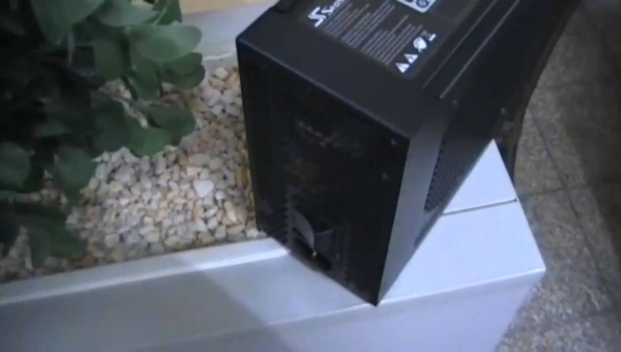 Seasonic 1000W 80+ Platinum CeBIT 2011
