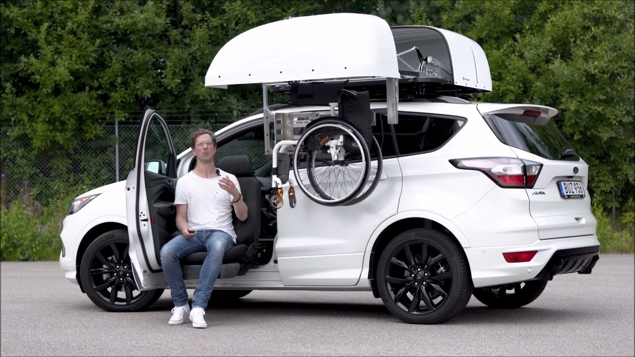Le CHAIR TOPPER coffre de toit pour fauteuil roulant CEA conduite et autonomie