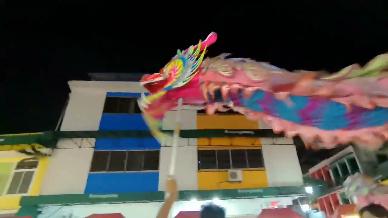 Ada Naga di Jl merdeka tanjung Pinang 