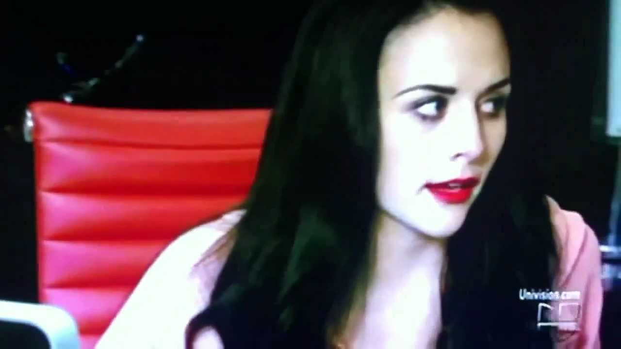 Twitcam Con Zuria Vega 2012!!!