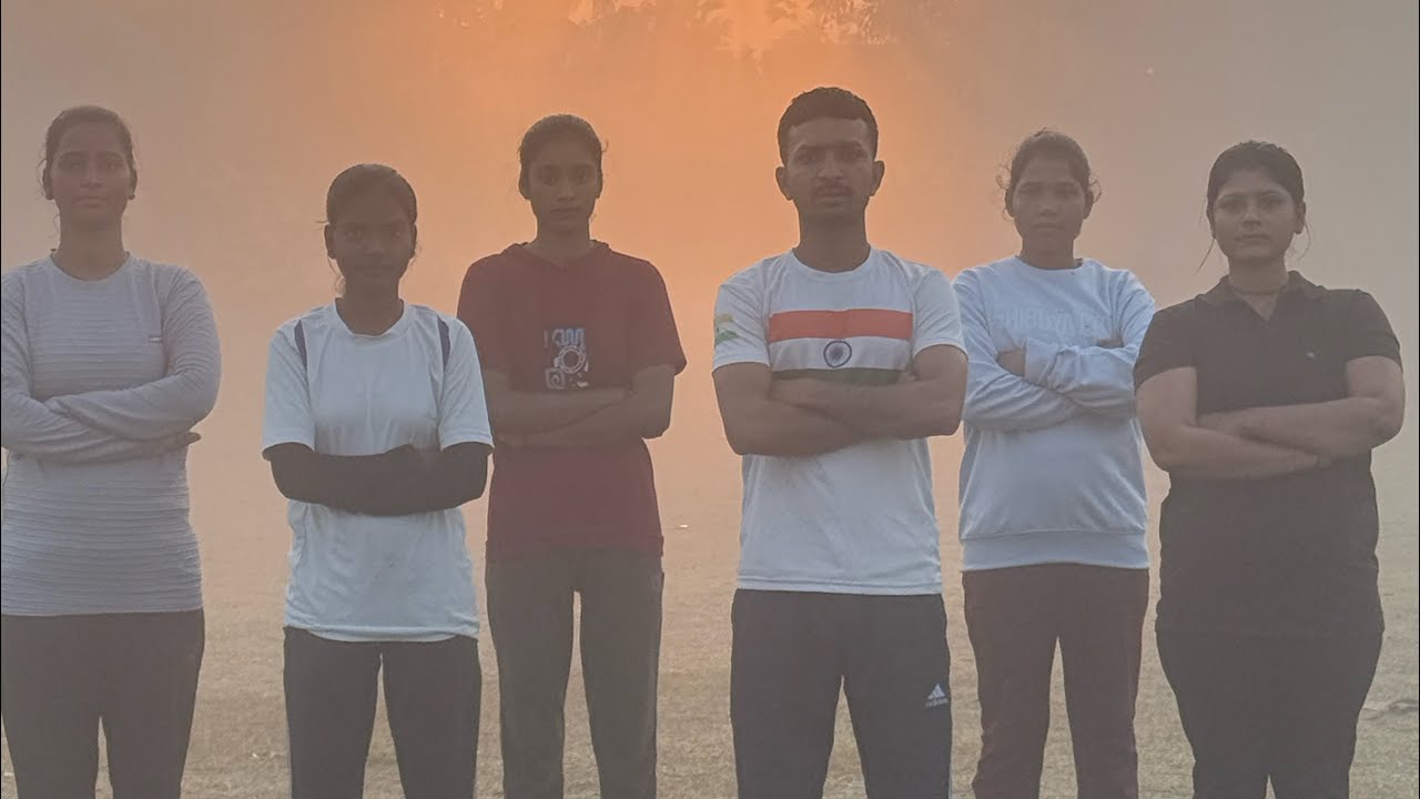 Homeguard girls running trial 1.km💪🔥#biharpolice #viral #running #1600meter #youtubevideo #girls