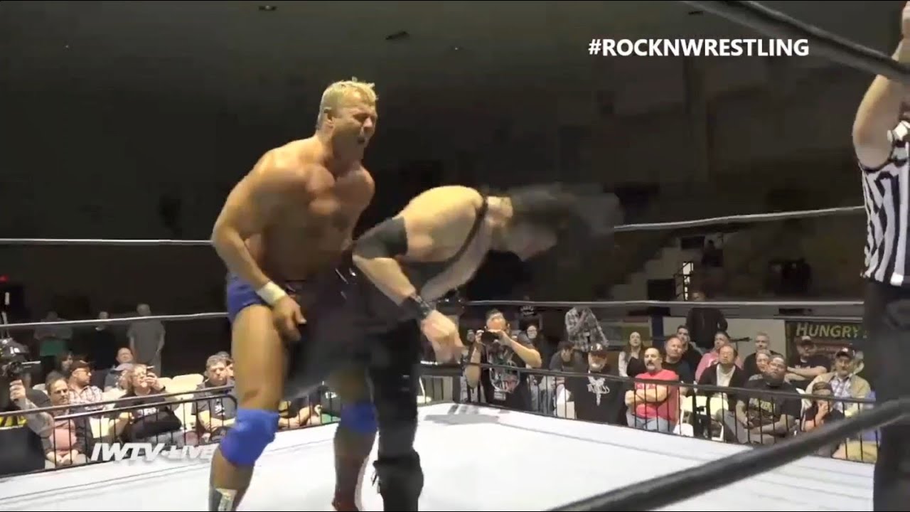 Hot guys bb 18 (Davey Boy Smith Jr.)