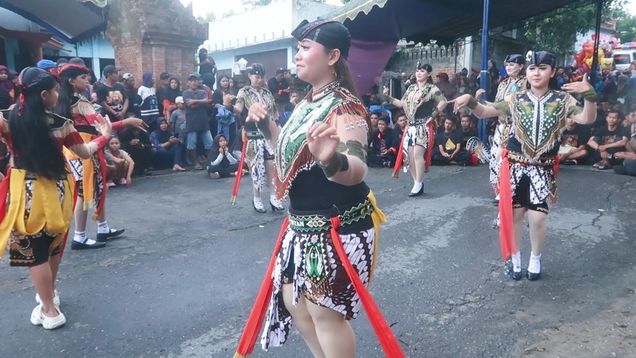 Horeg Lurr! OREK OREK ANDE ANDE LUMUT BERSAMA JATHILAN CANTIK REOG PONOROGO