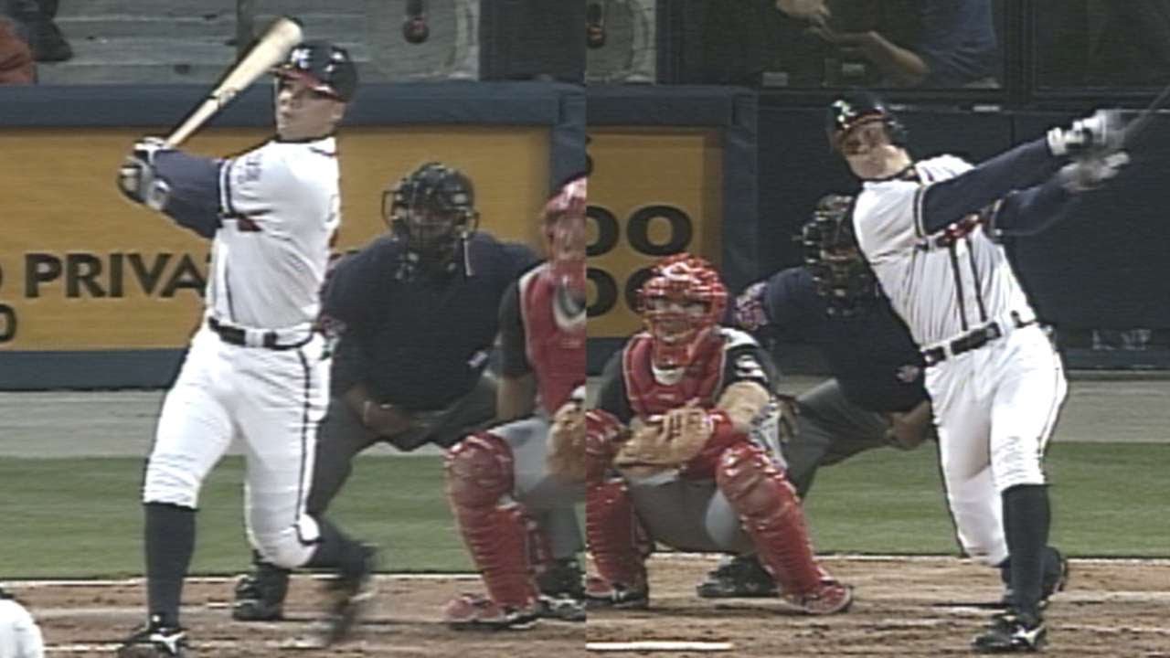Chipper Jones homers from both sides of plate