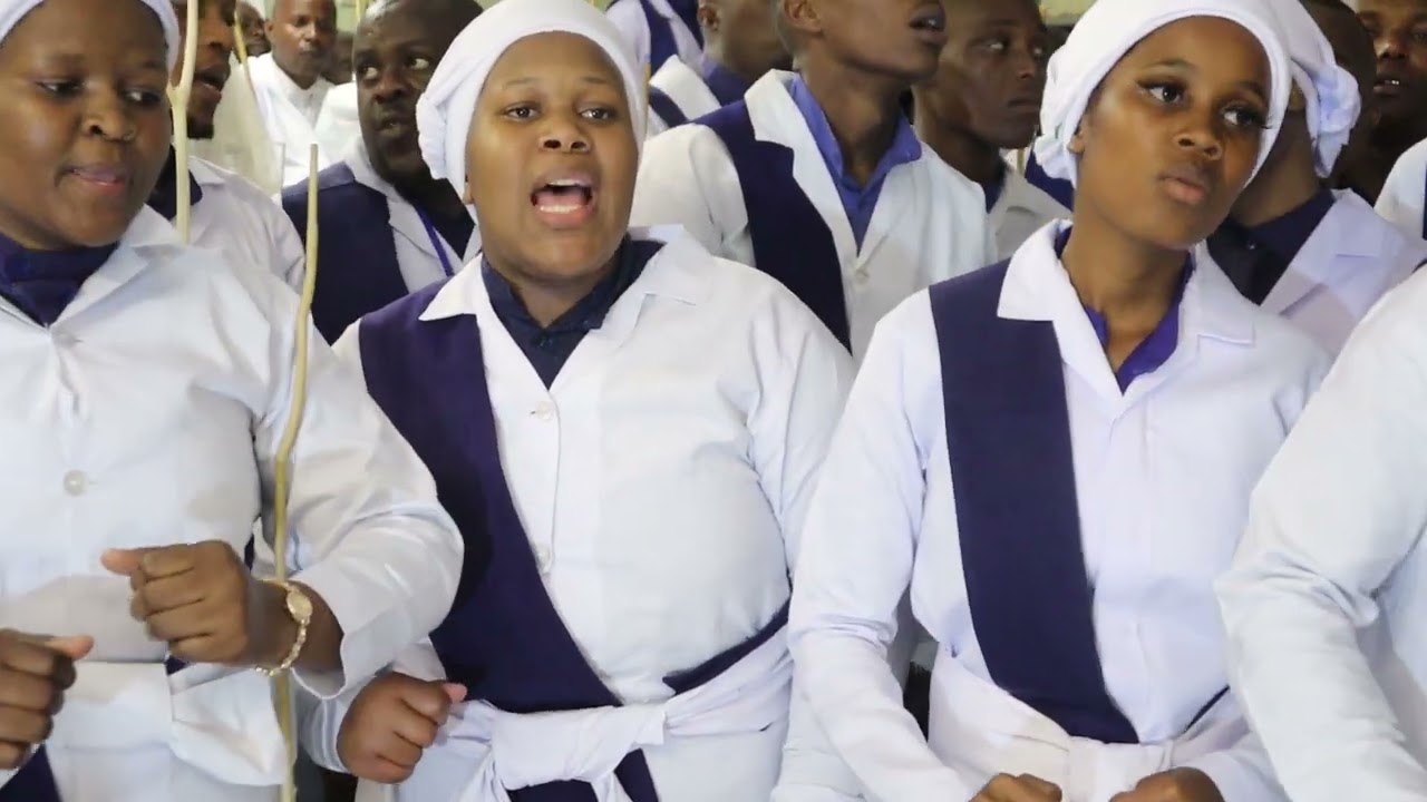 INYONI EMAPHIKO AYISITHUPHA ||HERITAGE KZN 2022|| IZOBUYA INKOSI