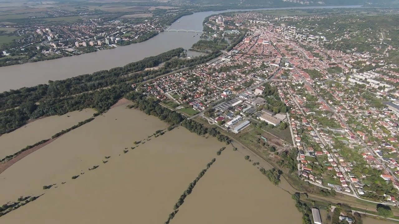 Árvíz 2024. Esztergom 6-os kő és környéke víz alatt. 09.19. (légi videó)