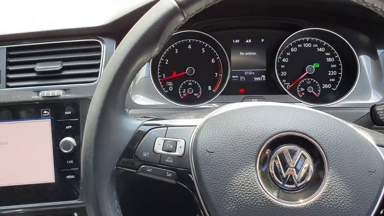 Сброс сервисного обслуживания и осмотра Volkswagen Golf 2019-2020