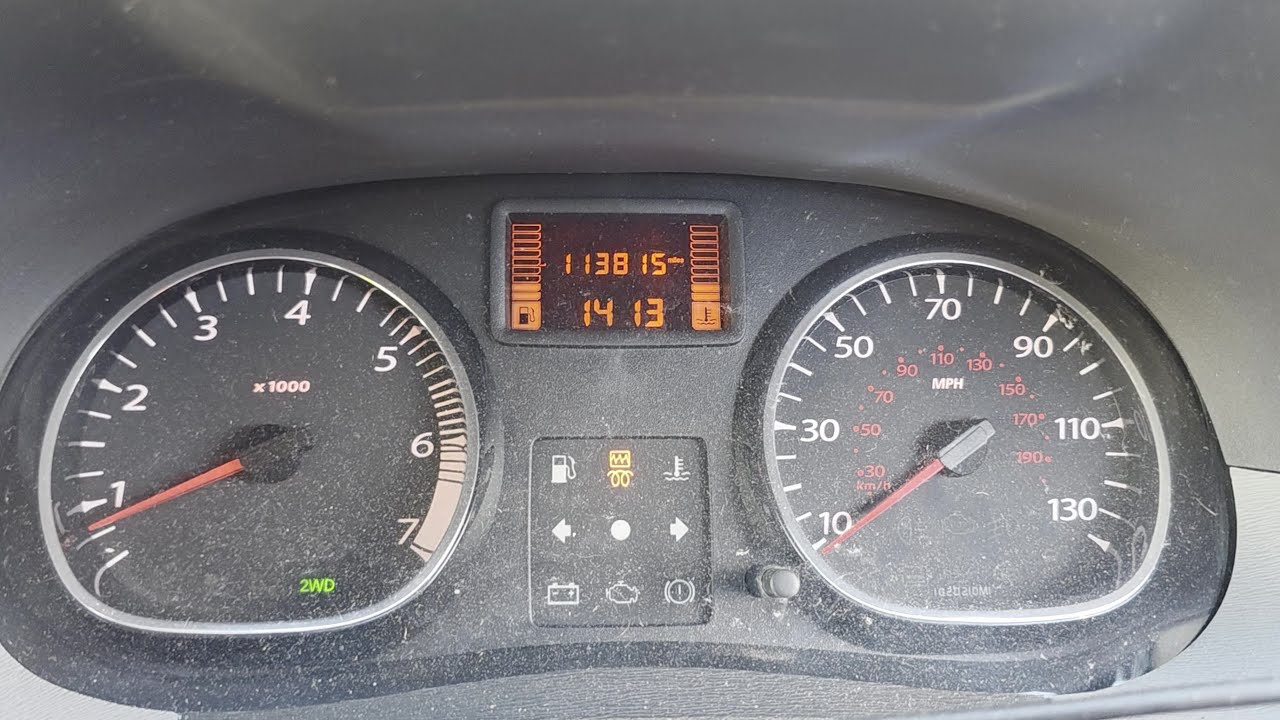 Электронный индикатор неисправности Dacia Duster 4WD Phase 1 — невозможно включить полный привод.