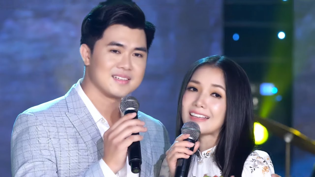 Phú Quí Thúy Huyền - Song Ca Nổi Da Gà Khi Nghe - LK Hái Hoa Rừng Cho Em