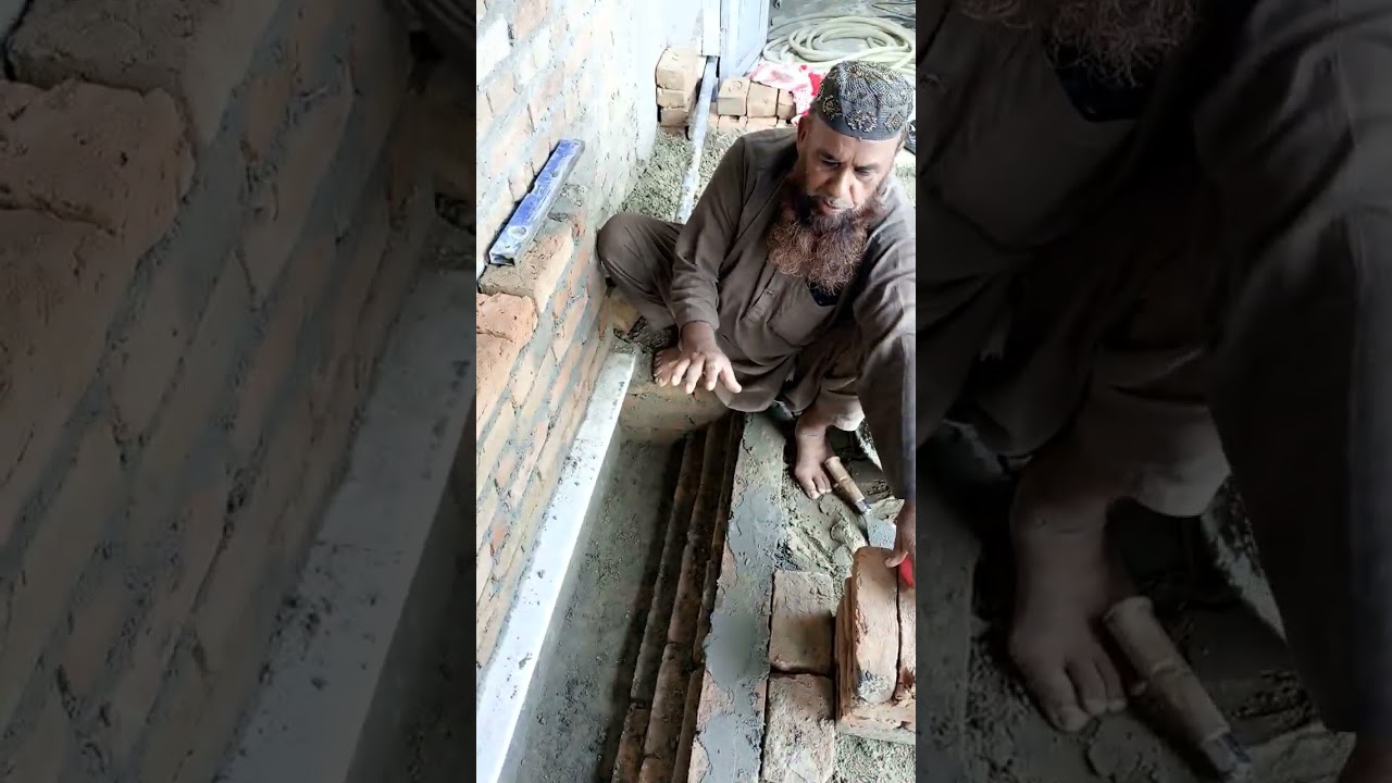 مسجد کے وضوخانہ کی پانی والی کھالی اور بیٹھنے کی جگہ کیسے بنایا جاتی ہے