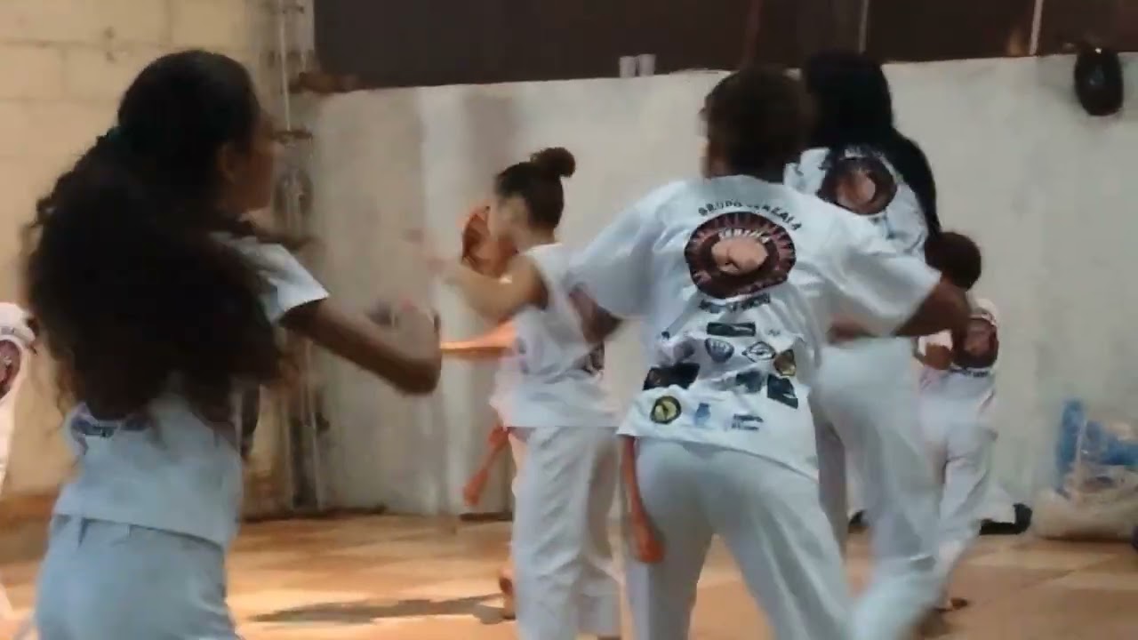 VLOGZINHO DA NOSSA VOLTA AS AULAS DE CAPOEIRA 🤸🏽🤸🏽