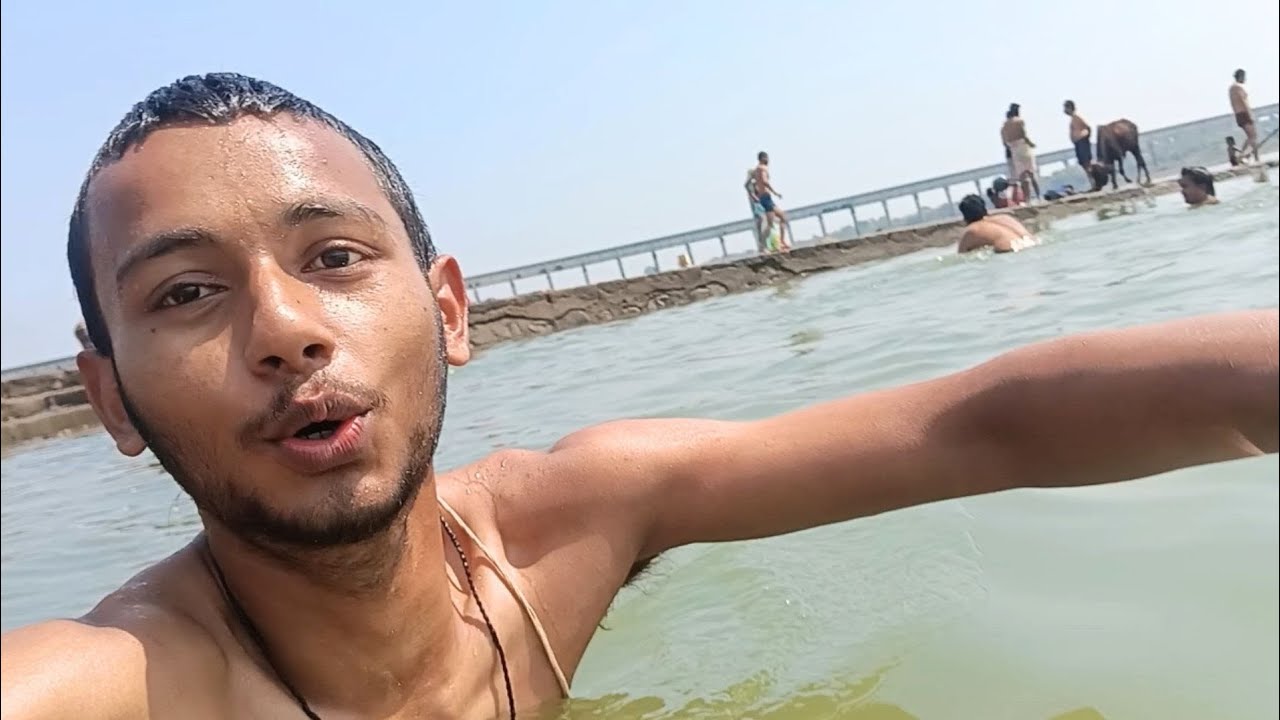 Ye kya hain narmada ji me😲😲