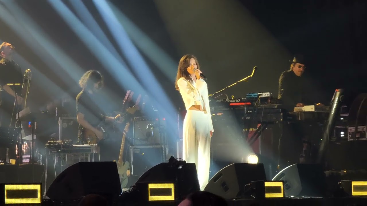 Natalia Szroeder - Koncert Powstanie Wielkopolskie 17.12.2023 Targi MTP cz. 1