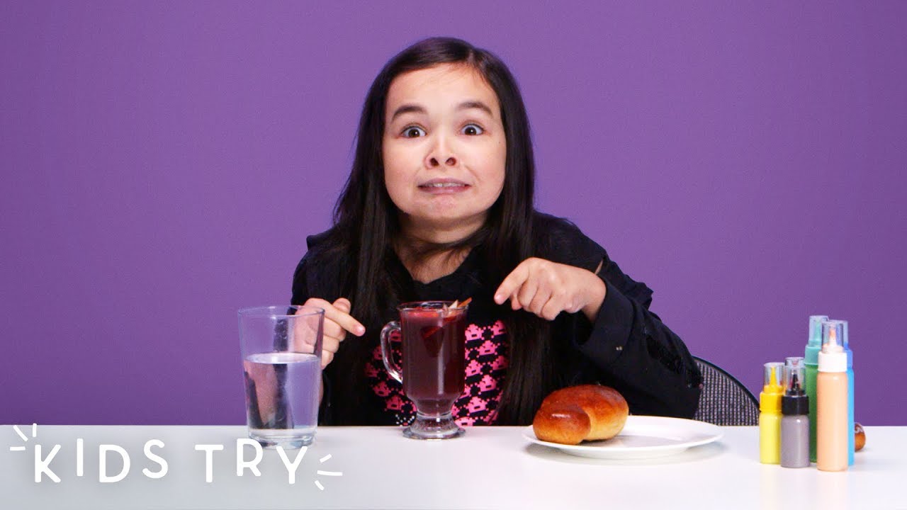 Kids Try Halloween Foods from Around the World | Kids Try | HiHo Kids