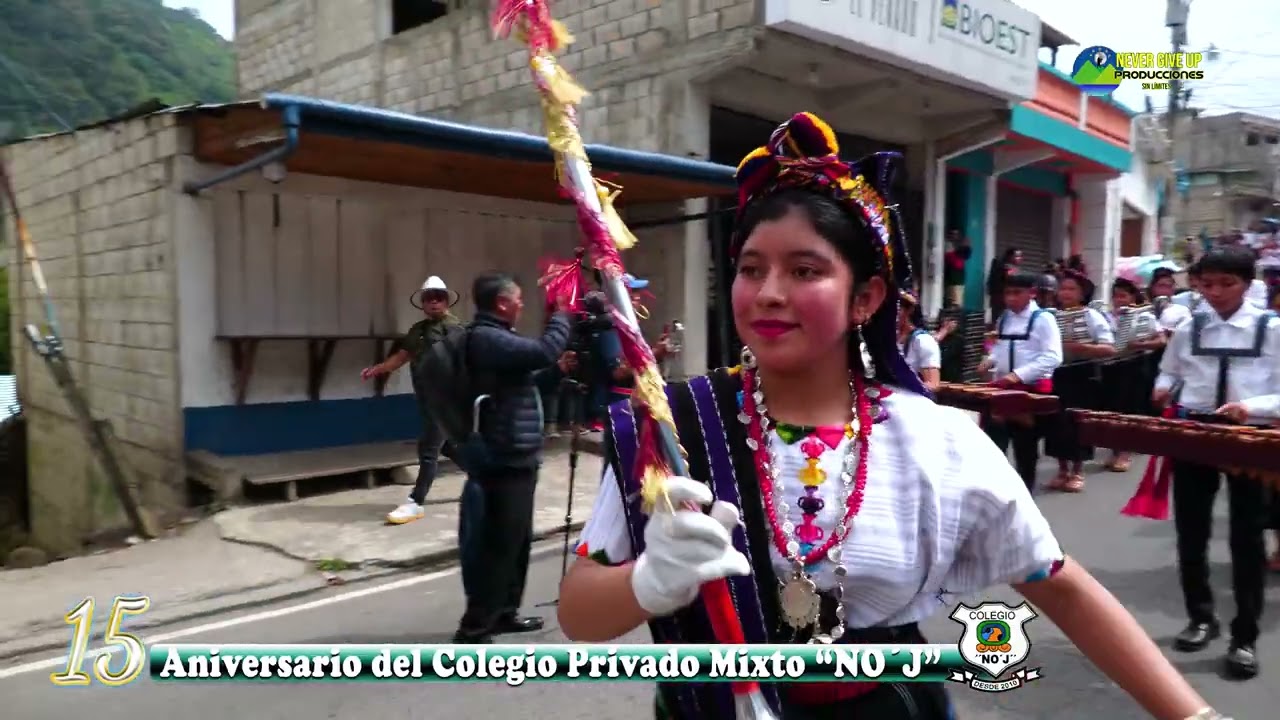 Magno Desfile por los 15 Aniversario del Colegio No´j en Zunil, Quetzaltenango Guatemala. [4K]