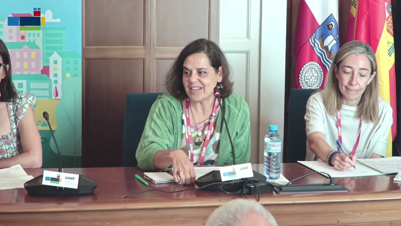 Mesa redonda sobre el cicloturismo desde las administraciones territoriales. Encuentro RedBici UIMP.