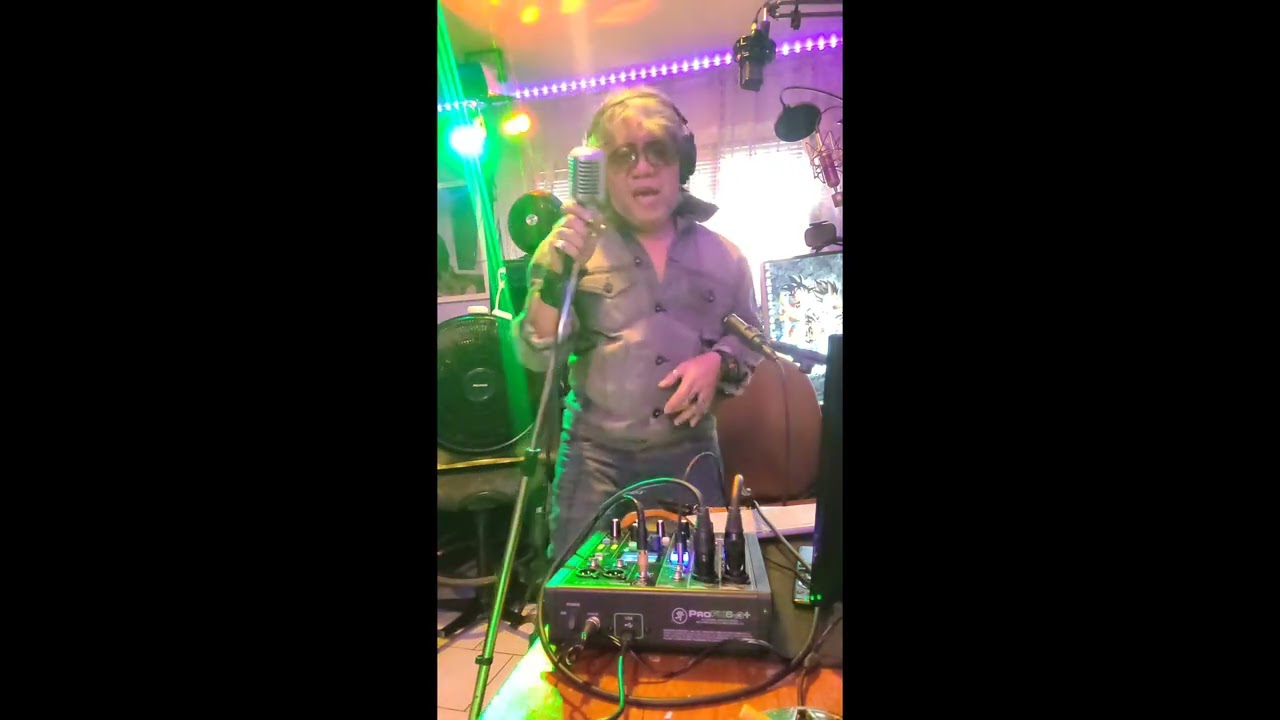 King creole(Elvis karaoke)