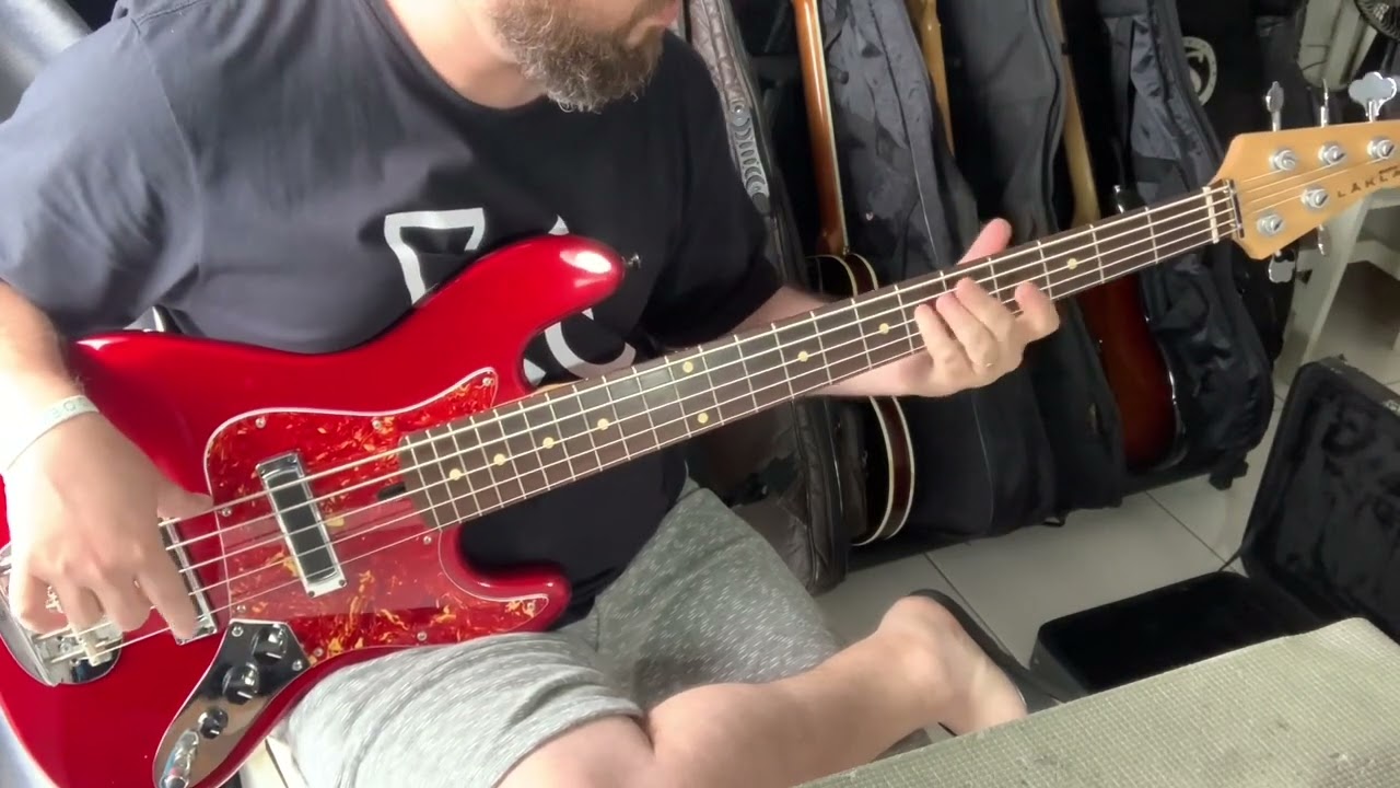 Lakland Skyline J-Sonic 5 (teste) 