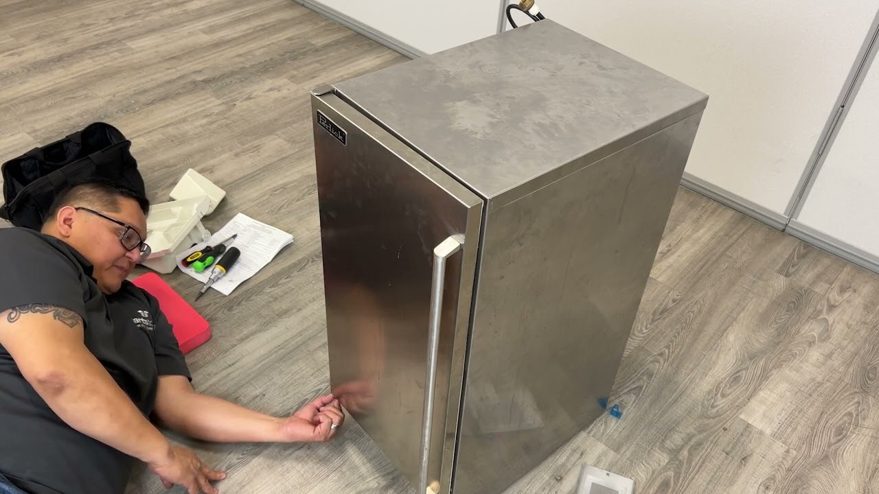 How to Install the Pump Motor Replacement Kit on a Perlick H50 Ice Maker