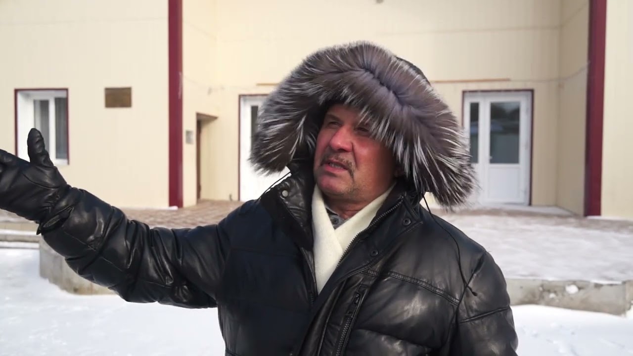 На электричке или пешком?