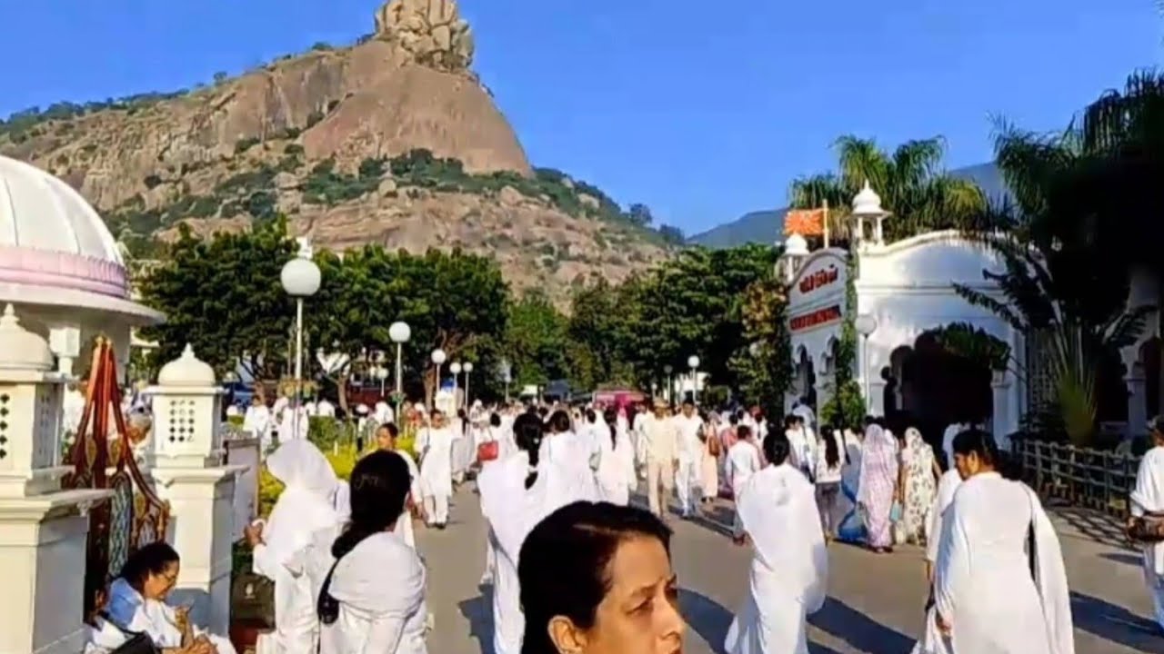 मधुबन की खूबसूरत दृश्य माउंट आबू मधुबन