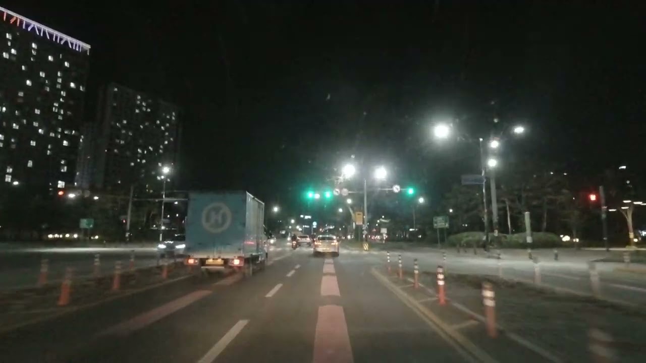 ASMR Highway Driving at Night - Cheongju to Seoul in Korea (No Talking, No Music)