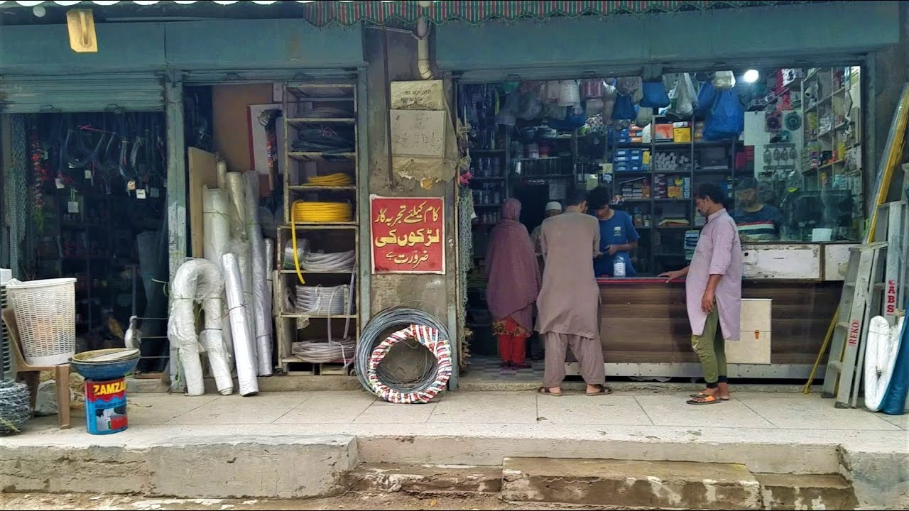 Hardware Store Visit | Is Shop Se Sab Kuch Milta Hai | Hardware Ki Dukan