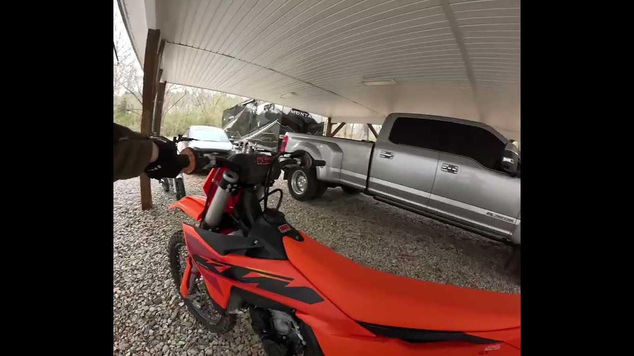 RIDIING MY NEW SX125