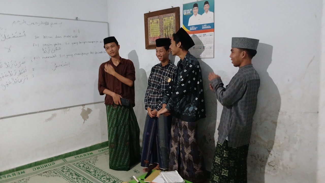 Isim nya La , Kajian Arbain Finnahwi washorfi wallughoh by Kang Hisyam 