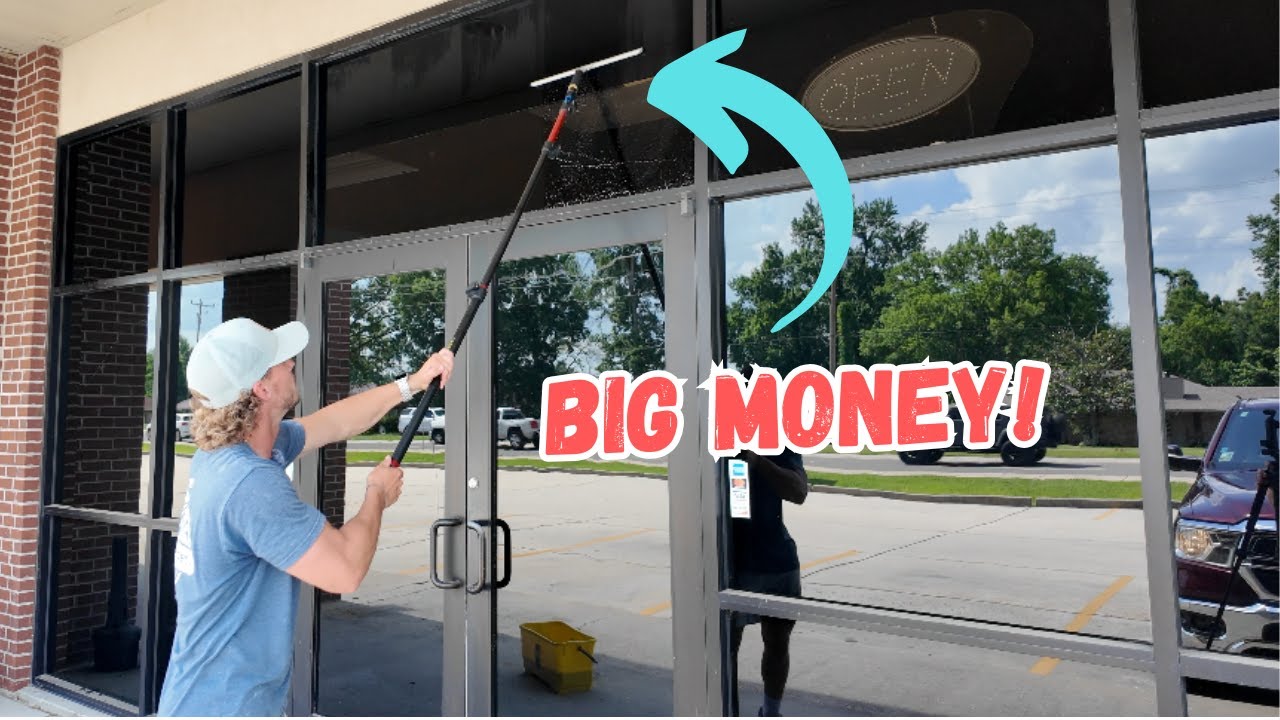 Window Washing Business For Newbies (Complete Guide)