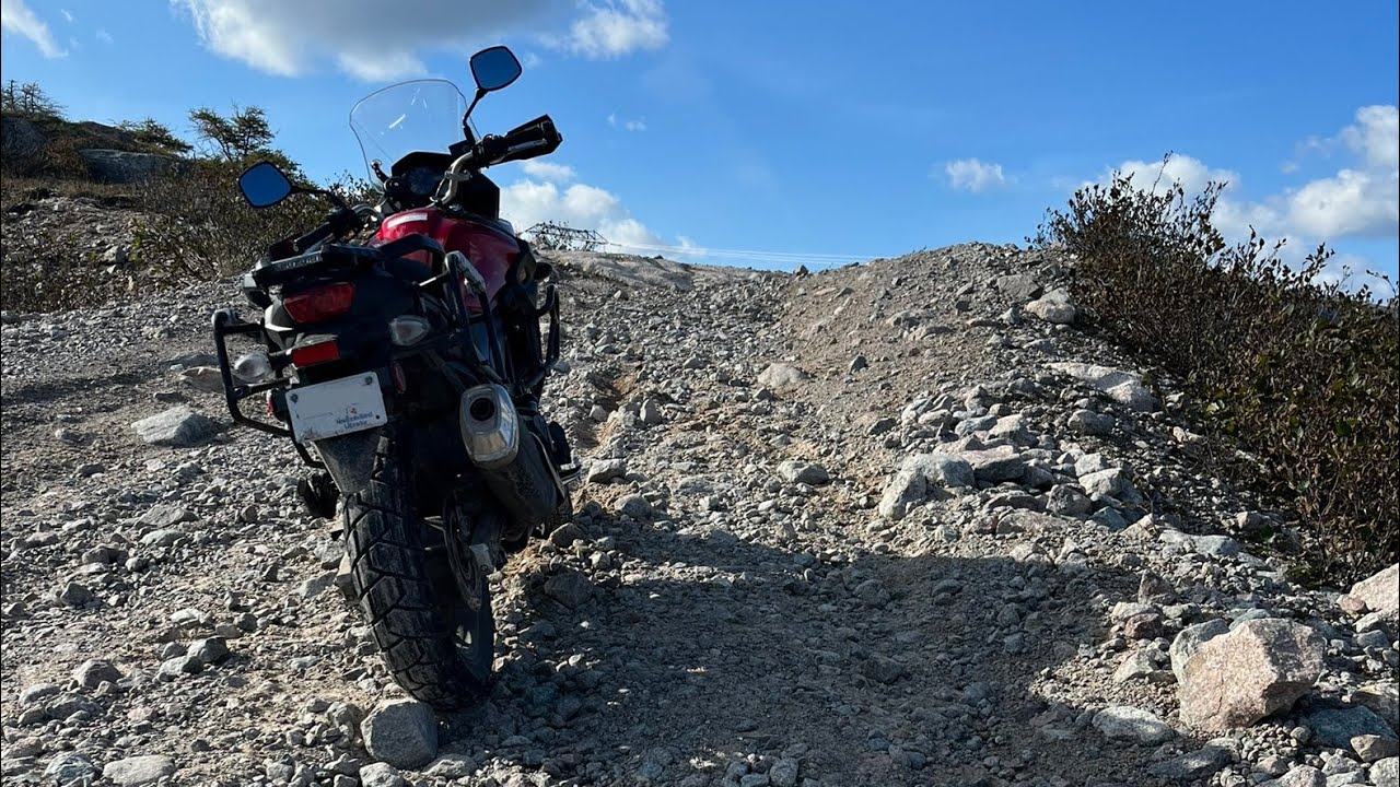 Suzuki VStrom 650 Off Road in Newfoundland