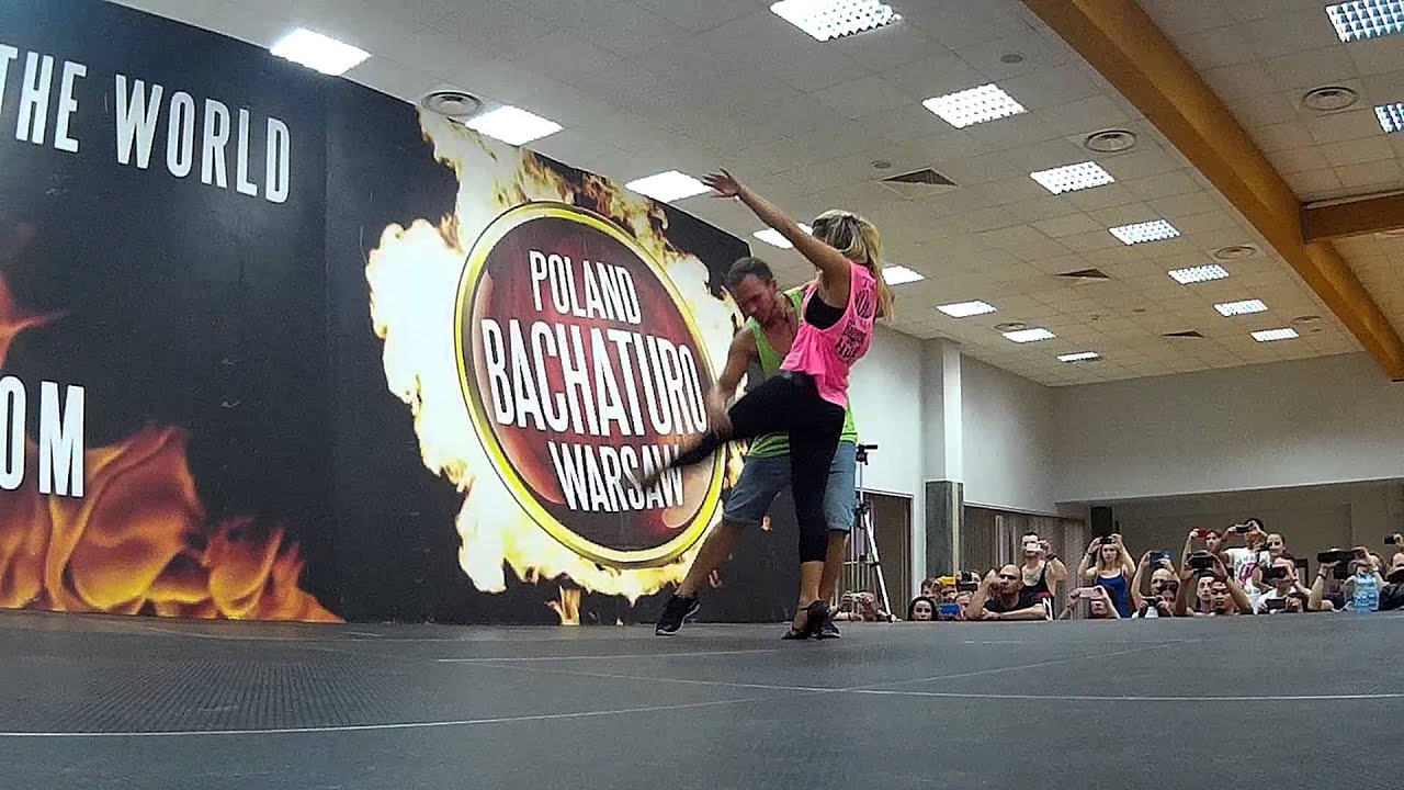 Korke & Judith - Bachata Sensual - Bachaturo 2015 August