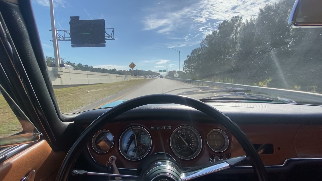 1967 Alfa Romeo GT1300 Junior - Test Drive