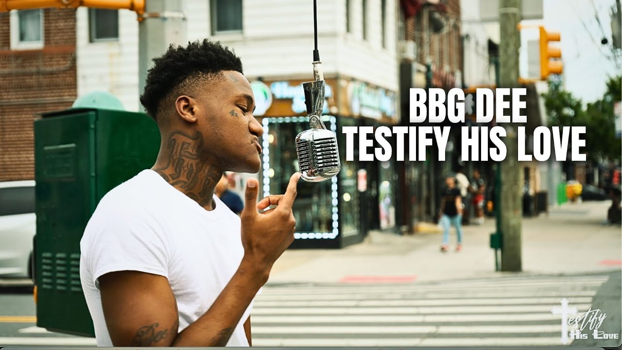 BBG DEE Performs 