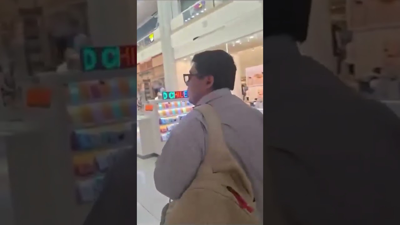 Diputado Jos&eacute; Meza es agredido en mall de Santiago