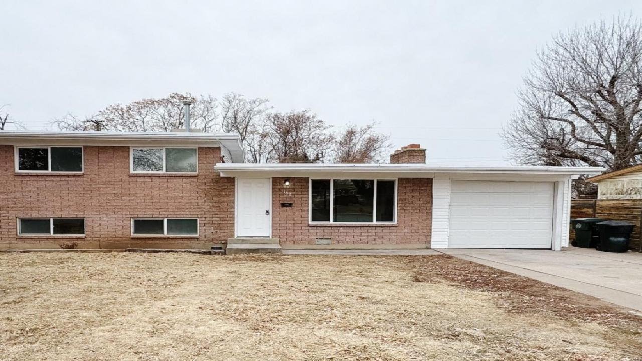 1185 N 450 W, Sunset, UT Presented by Trevor Scheffler.