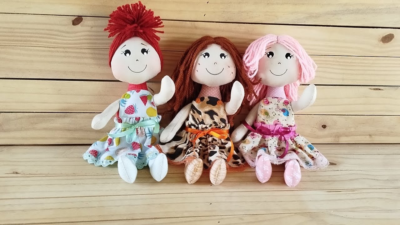 Bonequinhas tamanho 28 a 31 cm, modelos de cabelos e saias 