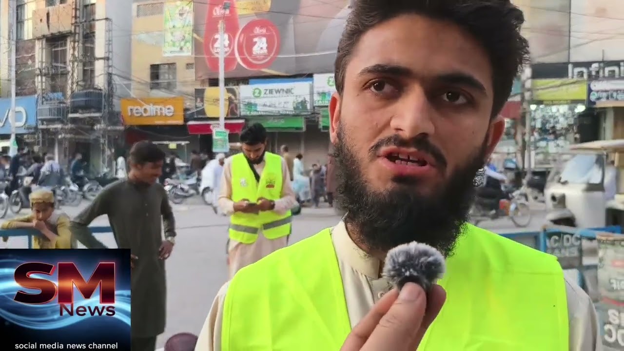 Ramadan Kareem Sukkur Reporter Saqib Malik Aftaar coverage on clock tower 