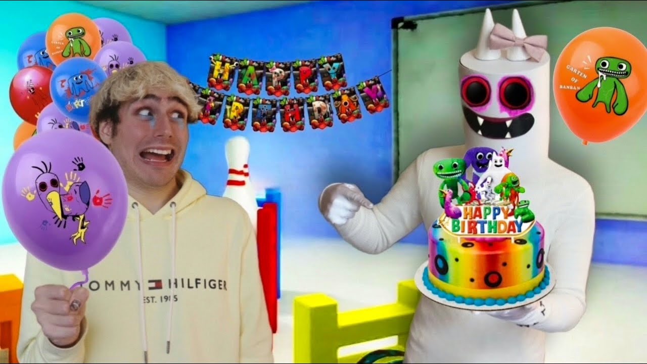 FESTEGGIAMO IL COMPLEANNO DI BANBALEENA NELLA SUA SCUOLA SEGRETA…😱😢 *scappiamo*