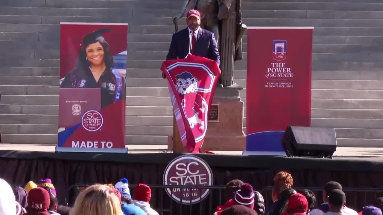 SC State flag flies above State House for the first time in honor of Bulldogs’ Celebration Bowl w...